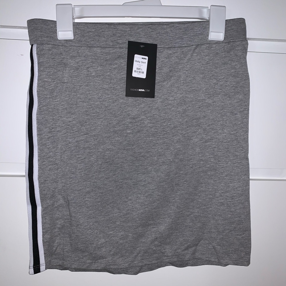 Fashion Nova Gray Skirt w/ Stripe - Picture 2 of 2
